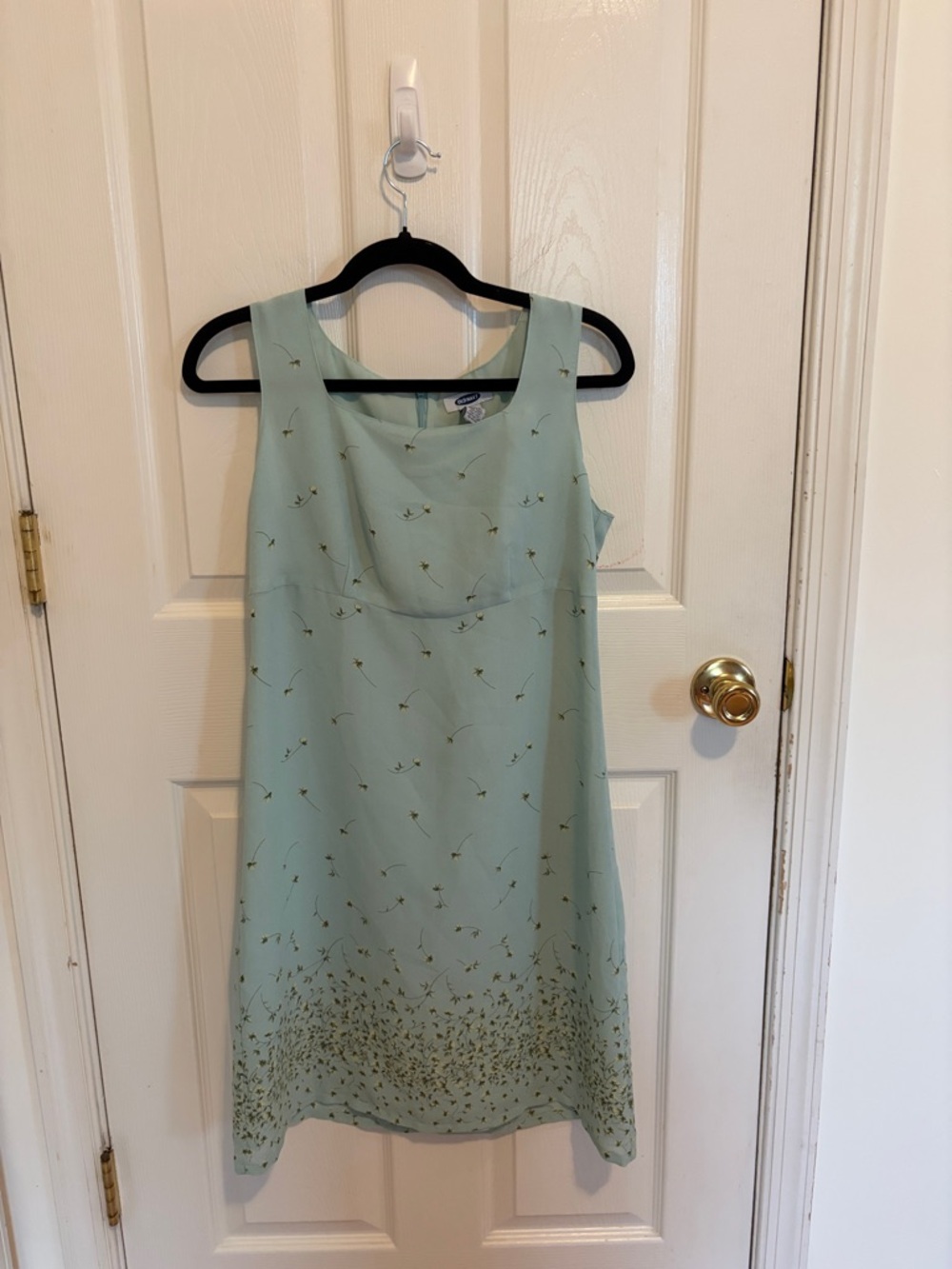 Old Navy Mint Green Sleeveless Shift Dress with Scattered Print